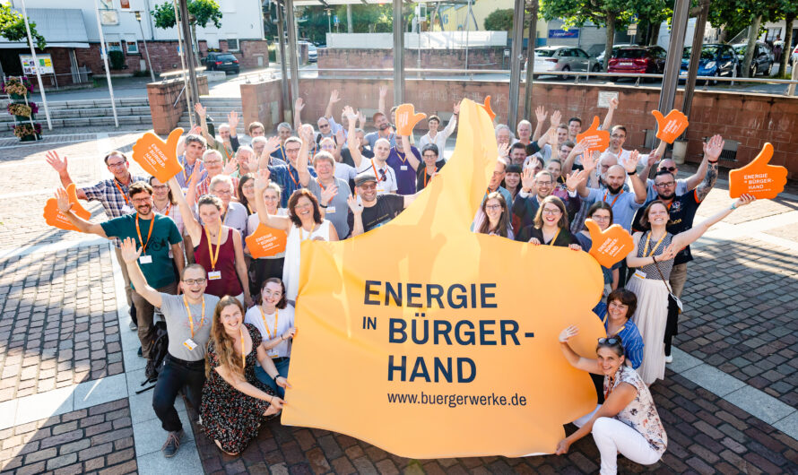 Triff die Dorfbewegung zum 5-Uhr-Tee am 11. October 2023